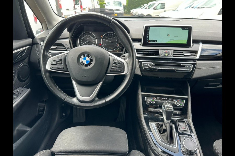 BMW 2 Serie Active Tourer 225xe iPerformance Navigatie/ Panoramadak