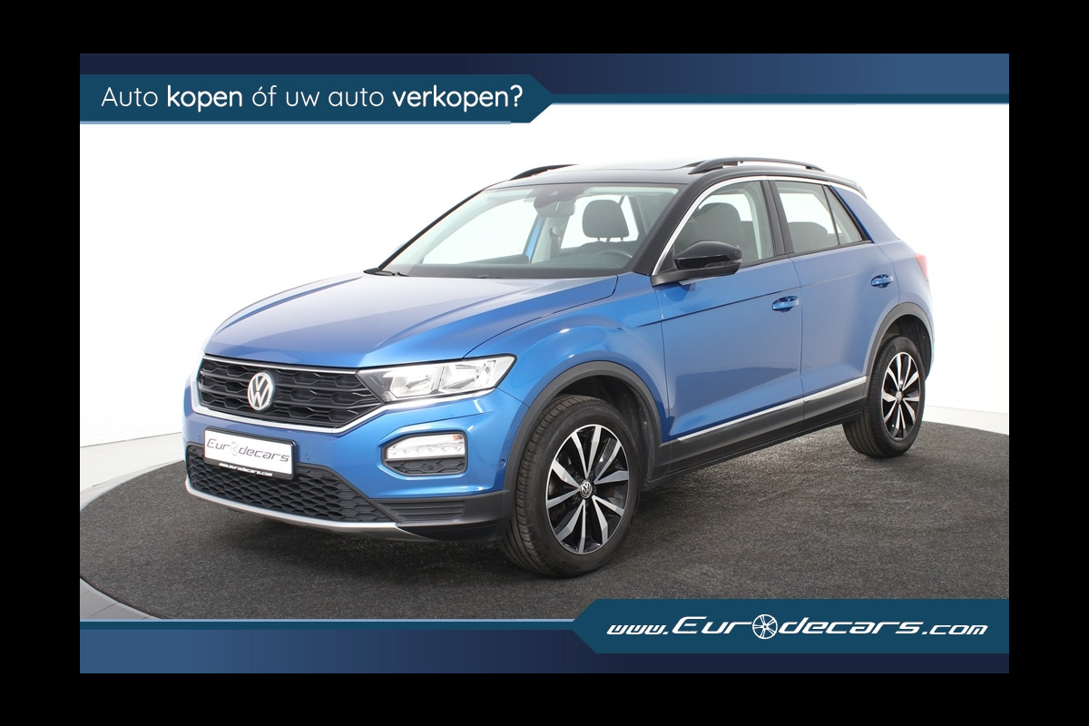 Volkswagen T-Roc *Panoramadak*Carplay*Navigatie*LED*DAB*