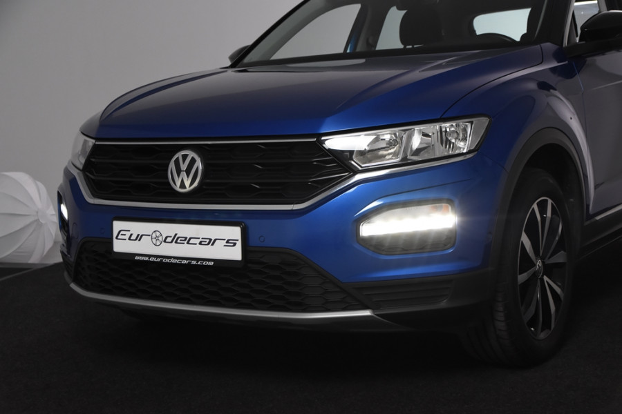 Volkswagen T-Roc *Panoramadak*Carplay*Navigatie*LED*DAB*