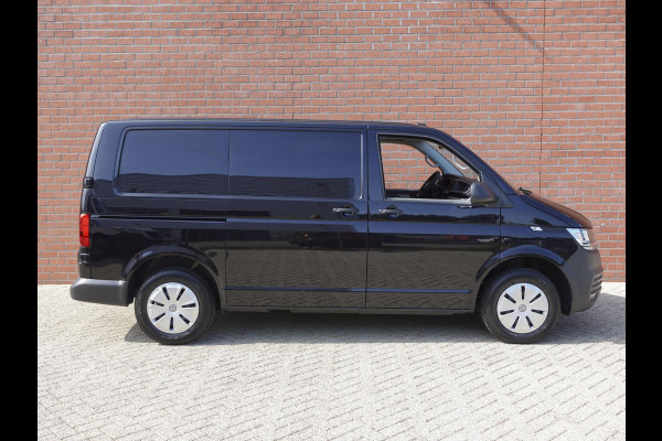 Volkswagen Transporter 6.1 150pk L1 Comfortline Airco Navi Cruise Control PDC VA Nieuwstaat slechts 1800 km!