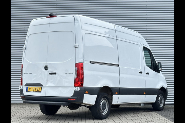 Mercedes-Benz Sprinter 317 CDI L2H2 RWD