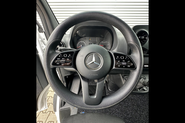 Mercedes-Benz Sprinter 317 CDI L2H2 RWD