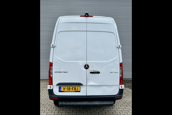 Mercedes-Benz Sprinter 317 CDI L2H2 RWD