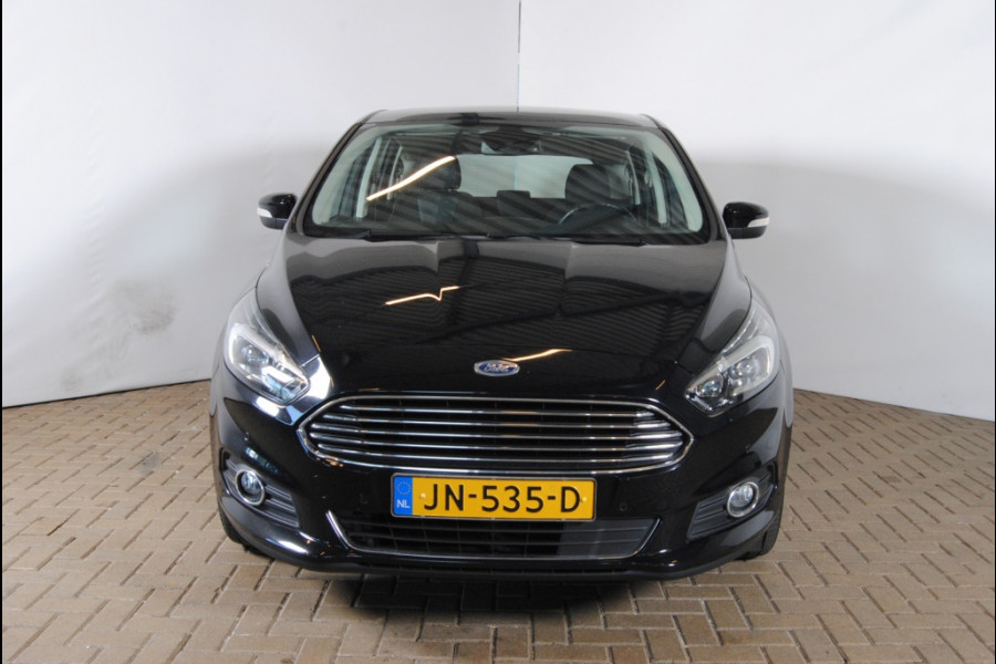 Ford S-Max 1.5 Titanium