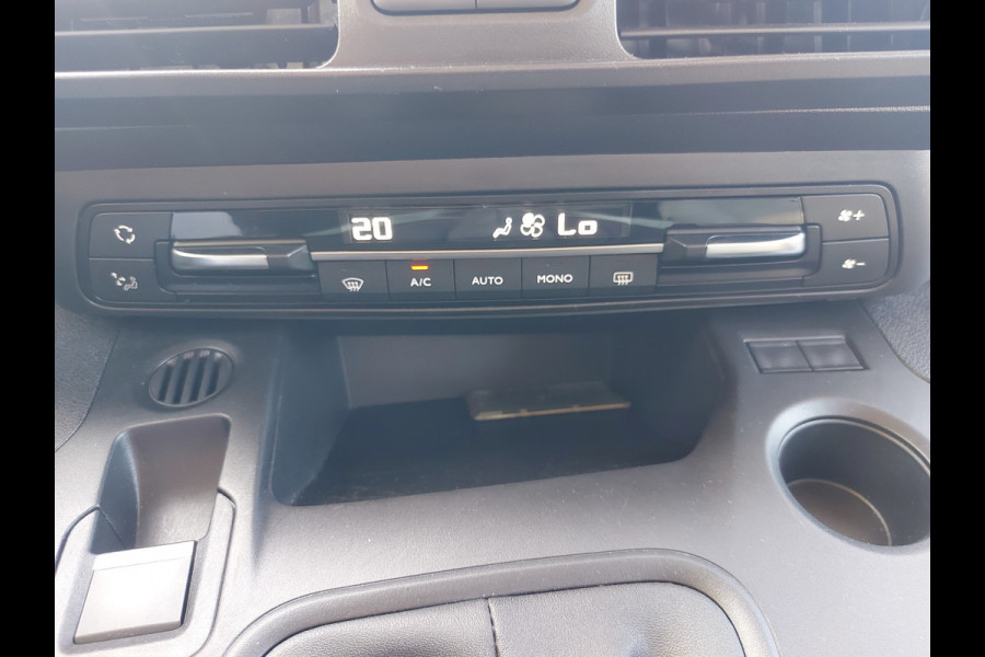 Citroën Berlingo 1.2 PureTech Live, airco,cruisecontrol,Andriod/Carplay navigatie,achteruitrijcamera,stoelverwarming,parkeersensoren,