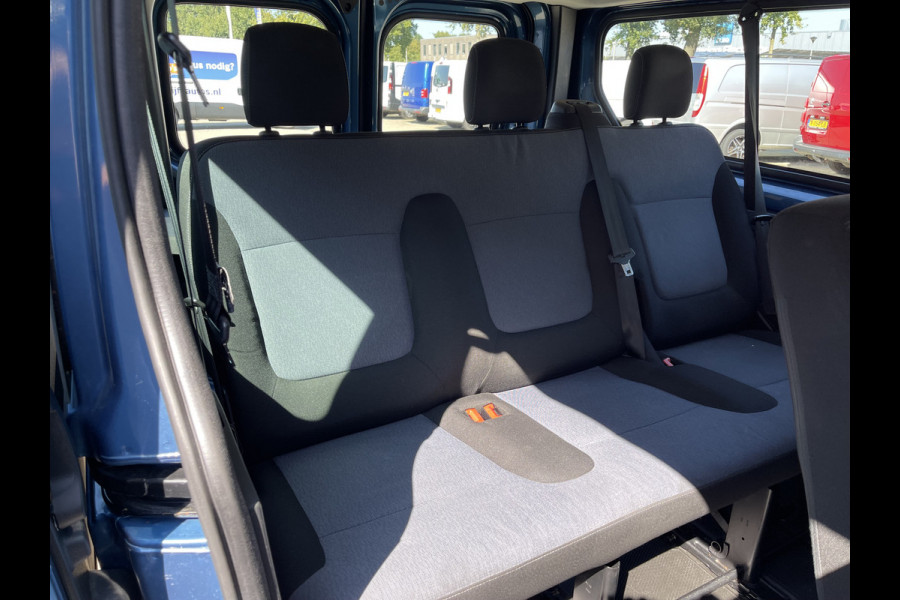 Opel Vivaro Combi 1.6 CDTI 125pk L2H1 BiTurbo ecoFLEX 9 persoons / euro 6 / vaste prijs rijklaar € 25.950 incl btw en bpm / airco / cruise / navigatie / achteruit rijcamera / sidebars / blauw metallic