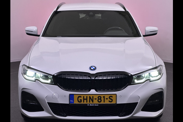 BMW 3 Serie Touring 320e M Sport Plug In Hybrid Dealer O.H | Alcantara Sportstoelen | Stuur / Stoelverwarming | LED | Apple Carplay | DAB | Live Cockpit |