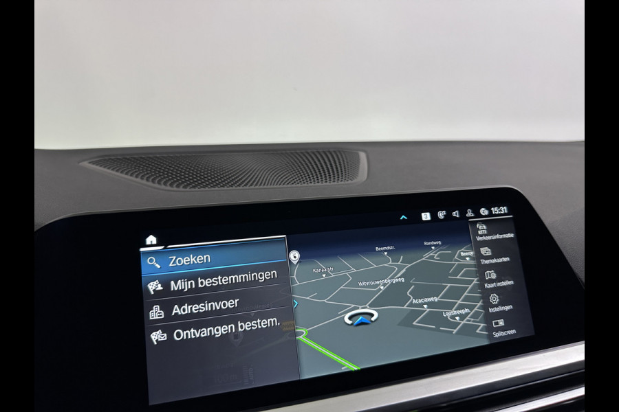 BMW 3 Serie Touring 320e M Sport Plug In Hybrid Dealer O.H | Alcantara Sportstoelen | Stuur / Stoelverwarming | LED | Apple Carplay | DAB | Live Cockpit |