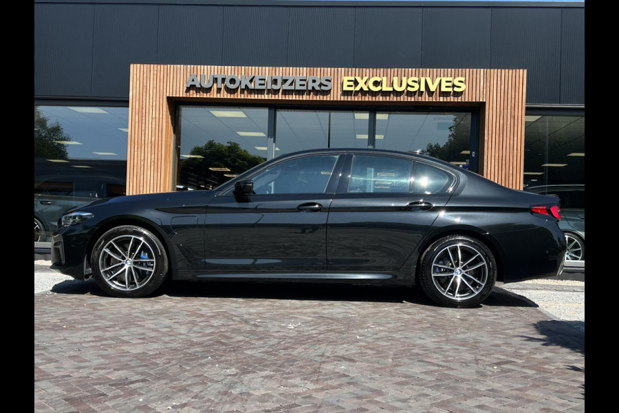 BMW 5 Serie 530e Executive M Pakket Cruise Clima DAB+LED Harman/Kardon 18''LM