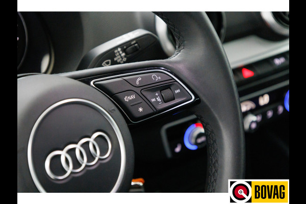 Audi Q2 35 TFSI S-Line Edition 150 PK Leer, Camera, 19" velgen, Adaptieve Cruise, PDC V+A