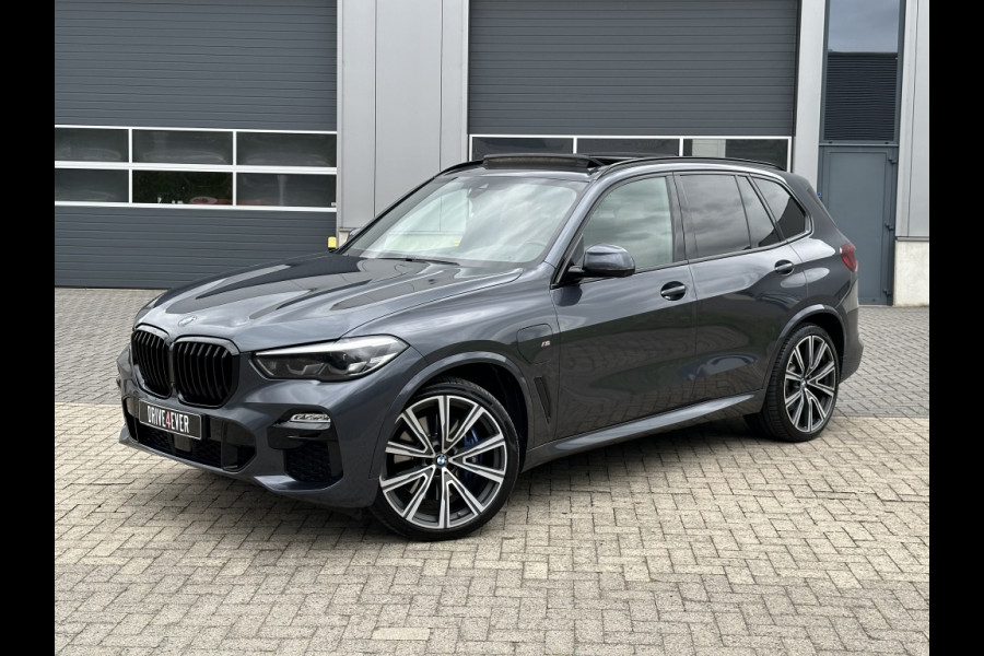 BMW X5 xDrive45e M PACK 395pk PANO ACC ECC 360 CAMERA HUD LEDER