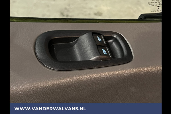 Ford Transit 2.0 TDCI L2H2 Euro6 Airco | Navigatie | Apple Carplay | 2450kg Trekhaak | Cruisecontrol Android Auto, LED, Parkeersensoren, Bijrijdersbank