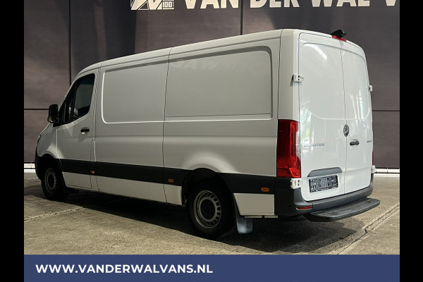 Mercedes-Benz Sprinter 314 CDI 143pk L2H1 Achterwiel aandrijving Euro6 Airco | Navigatie | Camera | Apple Carplay | Cruisecontrol Android Auto, Parkeersensoren, Stoelverwarming, Bijrijdersbank