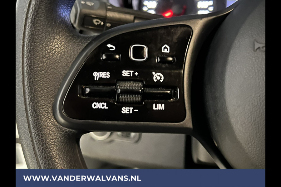 Mercedes-Benz Sprinter 317 CDI 170pk L3H2 Fabrieksgarantie Euro6 Airco | Camera | Apple Carplay | Cruisecontrol Android Auto, Parkeersensoren, Stoelverwarming, Bijrijdersbank