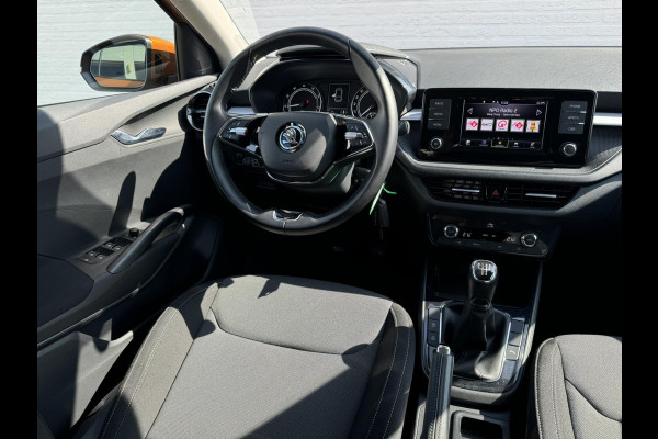 Škoda Fabia 1.0 TSI Ambition Carplay DAB Adaptive cruise Pdc voor en achter Lane assist