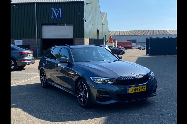 BMW 3 Serie Touring 318i M-Sport Edition| ELEK. ACHTERKLEP| | ORG. NL. NAP KM.| RIJKLAAPRIJS INCL. 12 MAANDEN BOVAG GARANTIE|