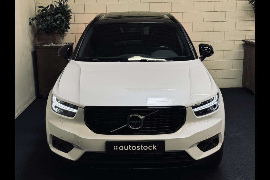 Volvo XC40 1.5 T4 Recharge R-Design | 20" | Panorama | harman/kardon