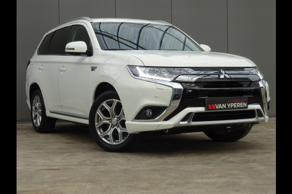 Mitsubishi Outlander 2.4 PHEV * LAGE KM * CARPLAY * DEALER ONDERH. !!