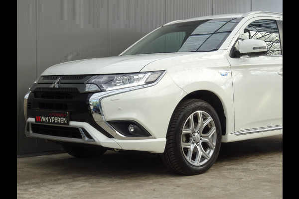 Mitsubishi Outlander 2.4 PHEV * LAGE KM * CARPLAY * DEALER ONDERH. !!