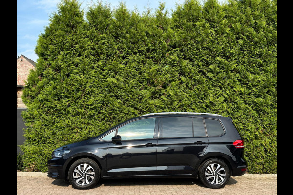 Volkswagen Touran 1.5 TSI Active 7persoons CarPlay 150pk