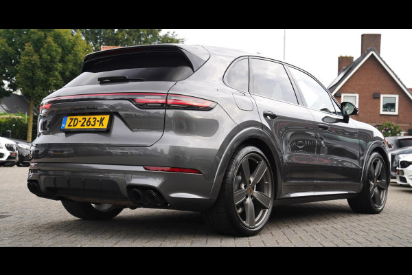 Porsche Cayenne 4.0 Turbo | Panorama | Alcantara | Carbon | Panorama | Luchtvering | Stoelverkoeling | Dealer onderhouden | HuD |