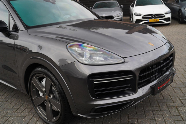 Porsche Cayenne 4.0 Turbo | Panorama | Alcantara | Carbon | Panorama | Luchtvering | Stoelverkoeling | Dealer onderhouden | HuD |