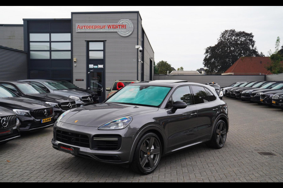 Porsche Cayenne 4.0 Turbo | Panorama | Alcantara | Carbon | Panorama | Luchtvering | Stoelverkoeling | Dealer onderhouden | HuD |