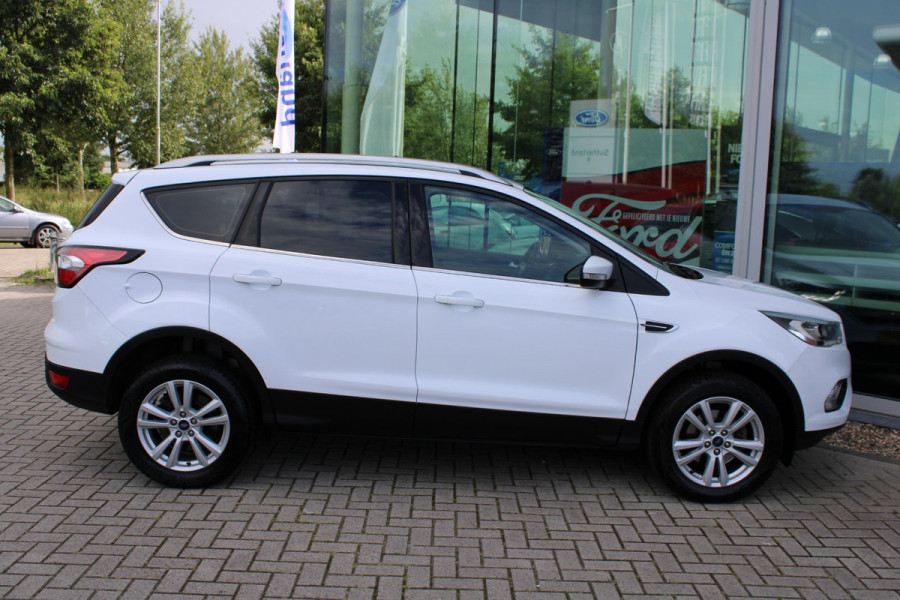 Ford Kuga 1.5 EcoBoost Trend Ultimate | Navigatie | Cruise control | Trekhaak | Privacy glass