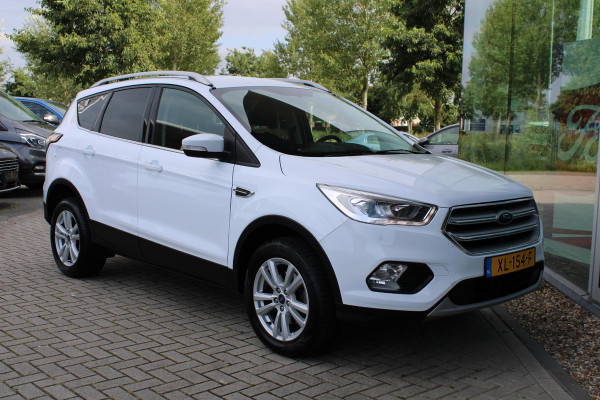 Ford Kuga 1.5 EcoBoost Trend Ultimate | Navigatie | Cruise control | Trekhaak | Privacy glass