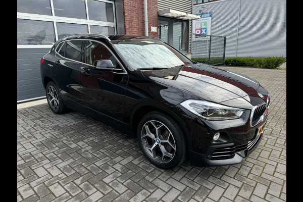 BMW X2 SDrive18i AUT High Executive LED Navi Camera Stoelvw