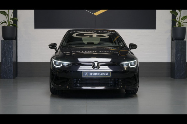 Volkswagen Golf 8 R-Line 1.5 eTSI AUTOMAAT BLACK-ACC-AMBIANCE-CAMERA-CLIMA-HARMAN KARDON-HEADUP-IQ LIGHT-KEYLESS-MODE-19inch