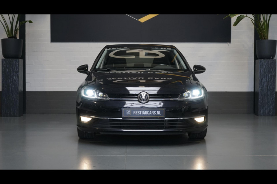 Volkswagen Golf 7.5 1.5 TSI Highline AUTOMAAT-ACC-ALCANTARA-CAMERA-CARPLAY-FULL LED-KEYLESS-NAVIGATIE-PDC