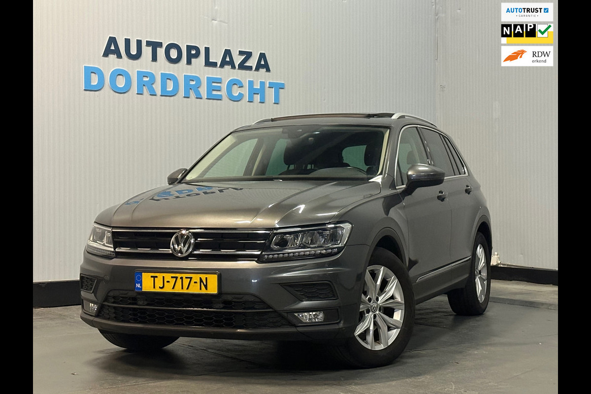 Volkswagen Tiguan 1.4 TSI Comfortline Business Panoramadak