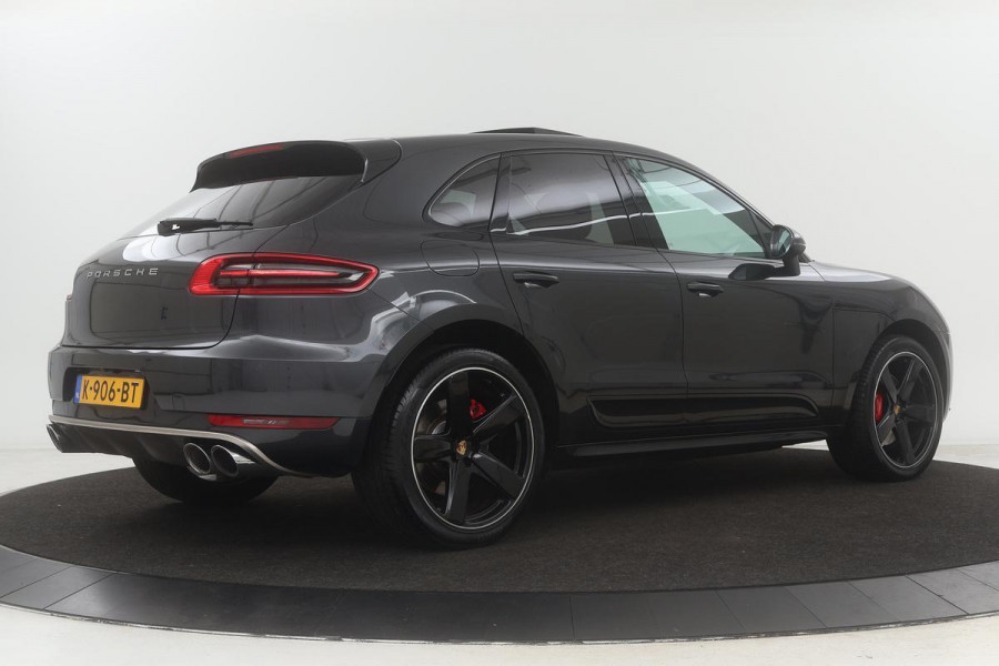 Porsche Macan 3.6 Turbo | Panoramadak | Luchtvering | Leder | Stoelverwarming | Camera | Navigatie | Alcantara hemel | Climate control