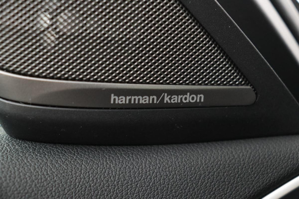 BMW 5 Serie 540i xDrive M Sport | Panoramadak | Harman Kardon | Trekhaak | Comfortstoelen | Leder | Head-up | Soft-close | Camera