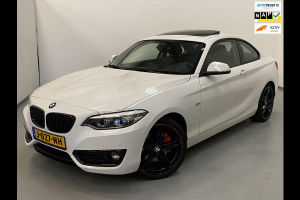 BMW 2 Serie Coupé 220i High Exe / Schuifdak / Harman / Trekhaak