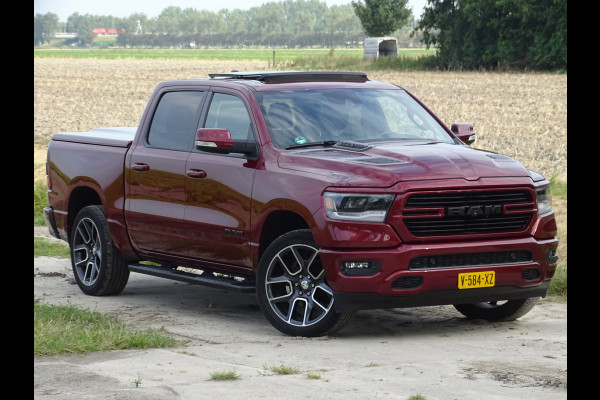 Dodge Ram 1500 5.7 V8 Crew Cab Sport Delmonico Red