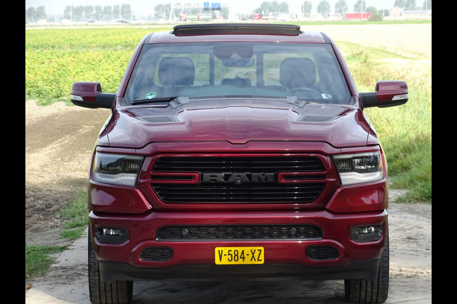 Dodge Ram 1500 5.7 V8 Crew Cab Sport Delmonico Red