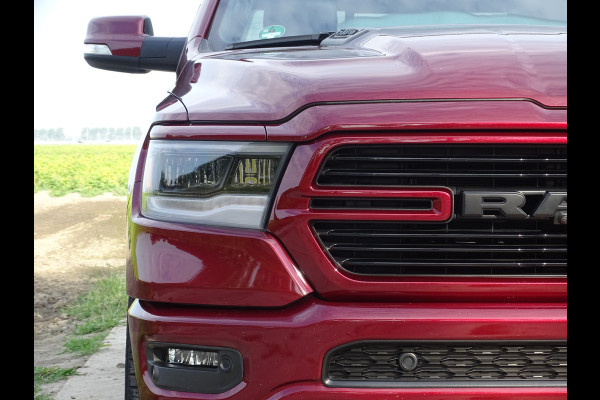 Dodge Ram 1500 5.7 V8 Crew Cab Sport Delmonico Red