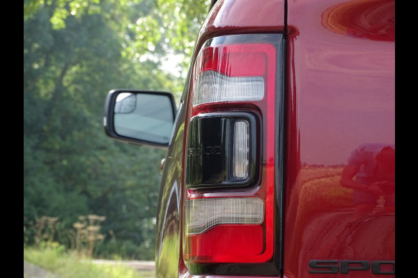 Dodge Ram 1500 5.7 V8 Crew Cab Sport Delmonico Red