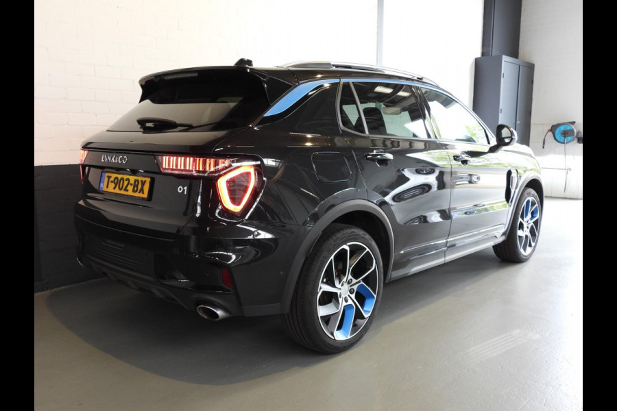 Lynk & Co 01 1.5 PHEV Plug-In ZWARTE HEMEL/360CAM/SCHUIFDAK/LED/20"LMV!