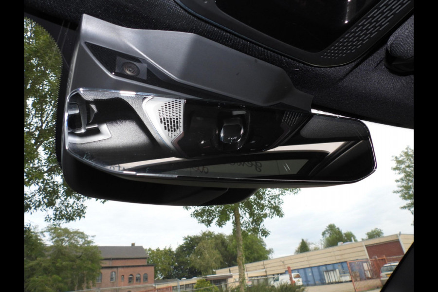 Lynk & Co 01 1.5 PHEV Plug-In ZWARTE HEMEL/360CAM/SCHUIFDAK/LED/20"LMV!