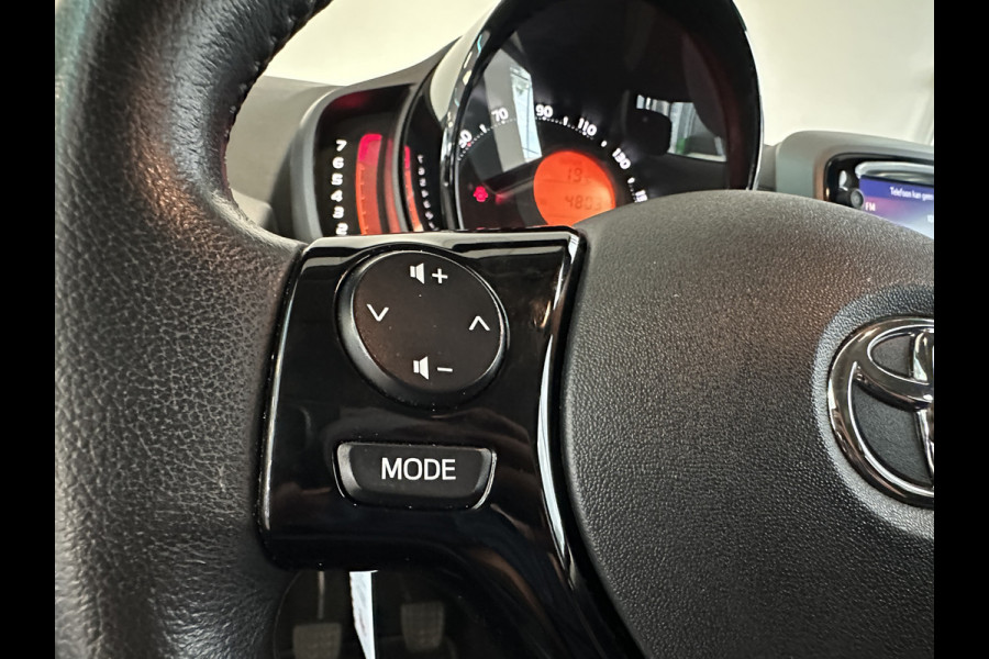 Toyota Aygo 1.0 VVT-i x-play 5-Drs. Airco Limiter Carplay