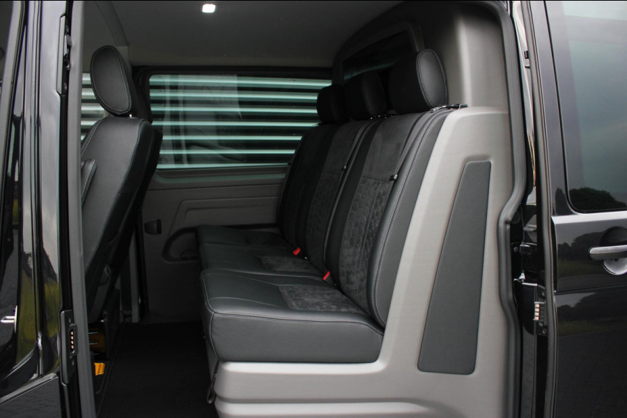 Volkswagen Transporter 2.0 TDI L2H1 204PK / FULL OPTIONS / SPECIAL JB-EDITION / LEDEREN BEKLEDING / DUBBEL CABINE / NAVIGATIE