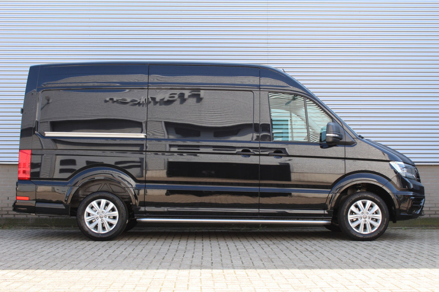 Volkswagen Crafter 35 2.0 TDI L3H3 177PK DSG | Nieuw | ALL-IN | Led koplampen | Navigatie | Ergo stoel | Camera | Sidebars | Lichtmetaal