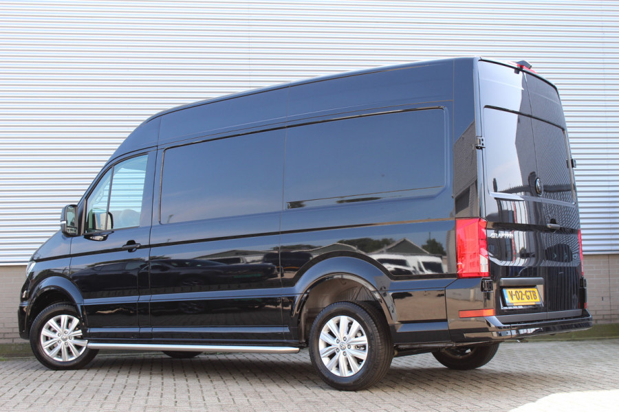 Volkswagen Crafter 35 2.0 TDI L3H3 177PK DSG | Nieuw | ALL-IN | Led koplampen | Navigatie | Ergo stoel | Camera | Sidebars | Lichtmetaal