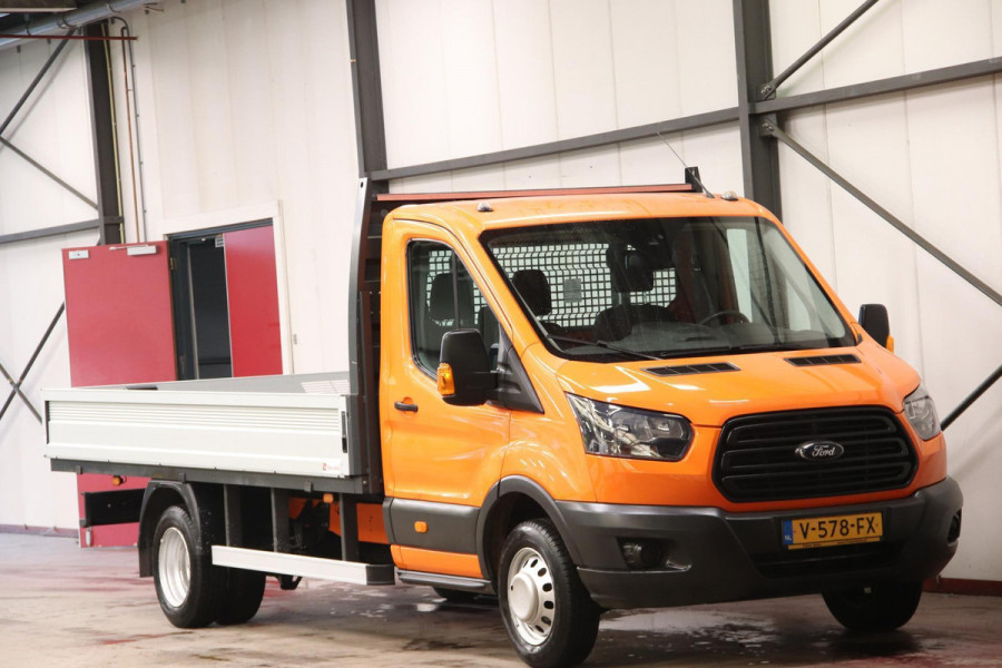 Ford Transit met nieuwe NIEUWE MOTOR OPEN LAADBAK DUBBELLUCHT TREKHAAK 2800KG