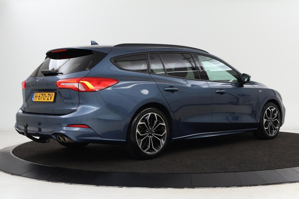 Ford Focus 1.5 EcoBoost ST Line | Trekhaak | B&O | Carplay | Navigatie | Full LED | Climate control | Keyless | PDC | Sportstoelen