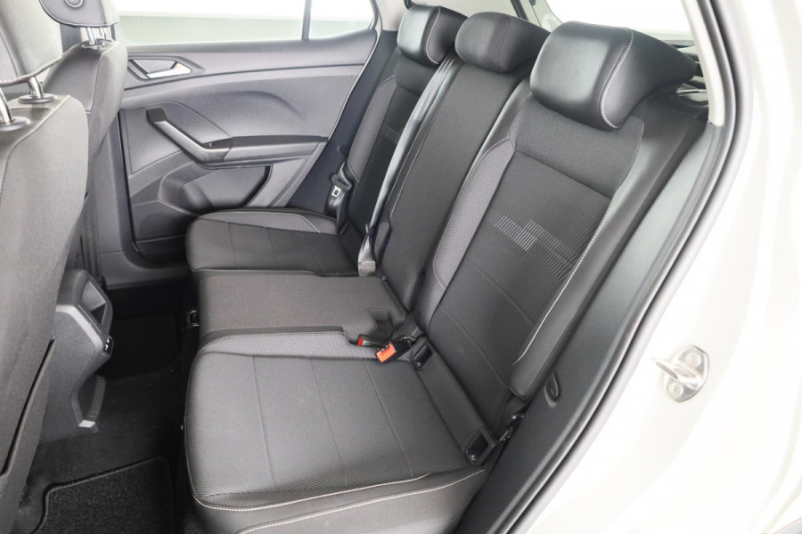 Volkswagen T-Cross 1.0 TSI Life 110 pk Automaat (DSG) | Verlengde garantie | Navigatie | Achteruitrijcamera | Parkeersensoren | Adaptieve cruise control |