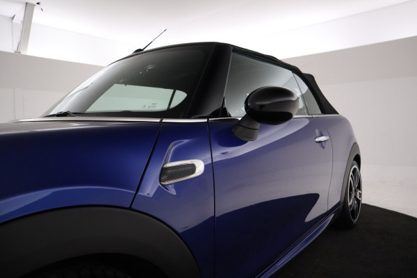 MINI Cabrio 1.5 Cooper Chili JCW John Cooper works pakket, Leer, Vlimate, etc. etc.